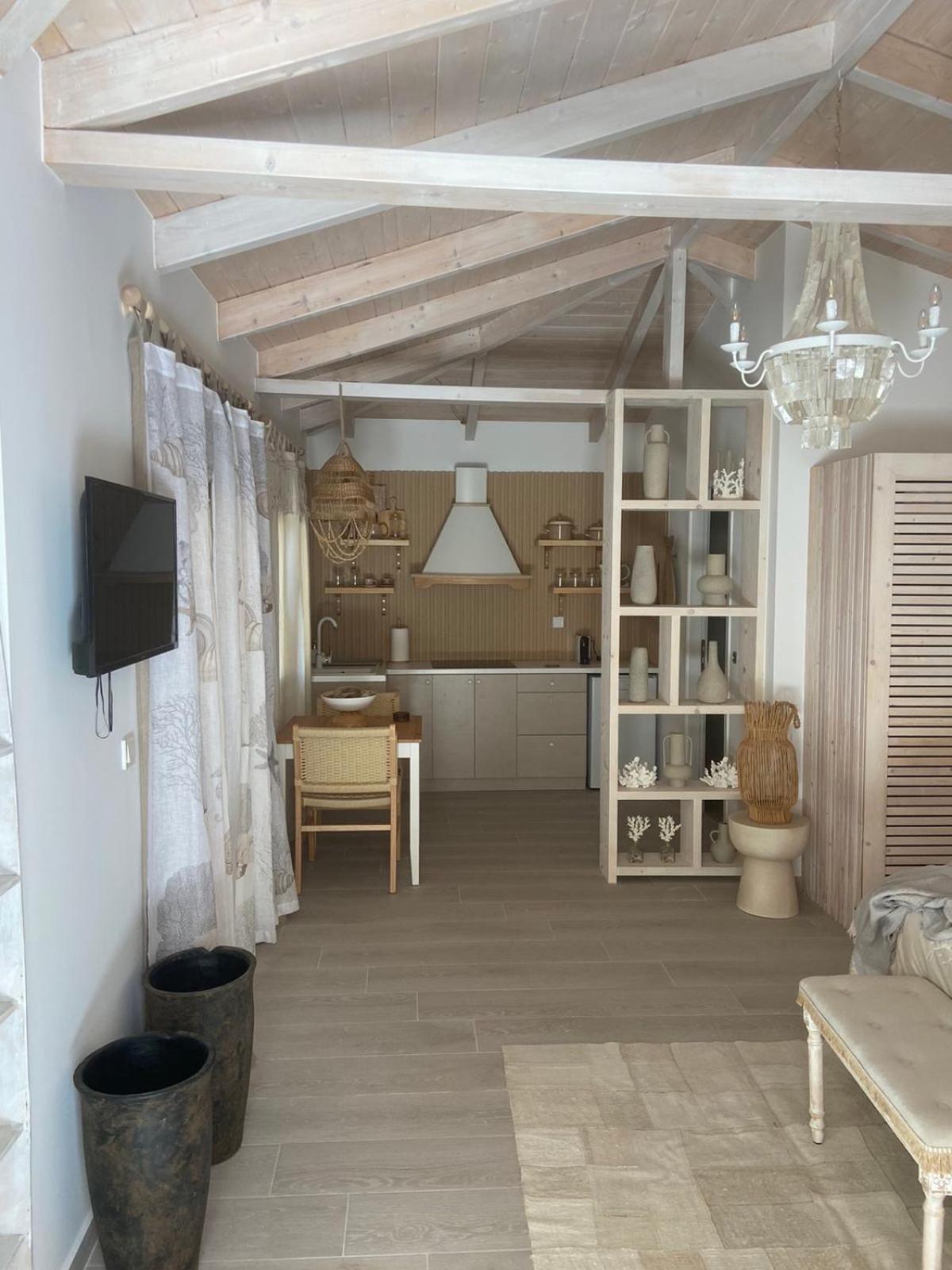 Linari Bohemian Living Apartment Kavallos  Exterior photo
